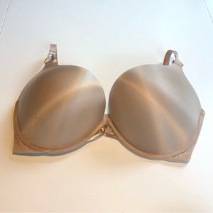 Victoria’s Secret bombshell plunge bra | 38D